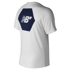 New Balance_HW 2017_MT73573_M Numeric Hex Tee_white bach_EUR 34,95.jpg