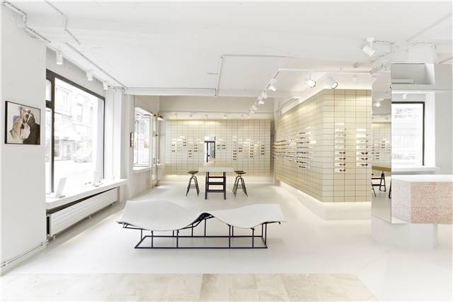 VIU_Flagshipstore_Wien (1).jpg