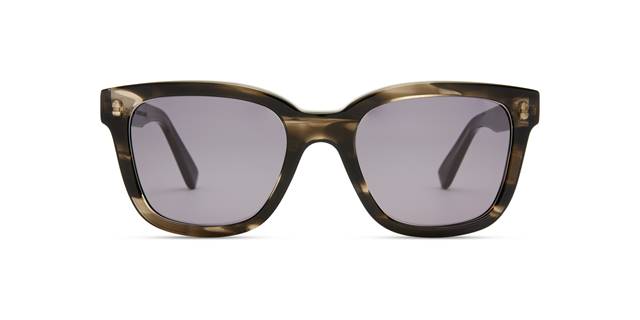 VIU_VIU x MONOCLE_Monocle#2_front_EUR 185.jpg