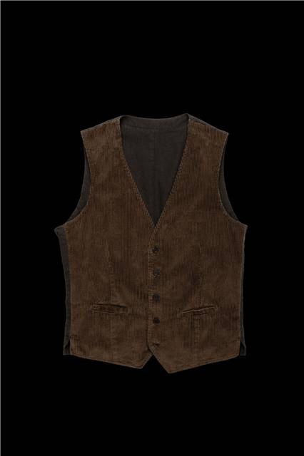 Weber + Weber_HW17_Gilet Cord_EUR 249.jpg