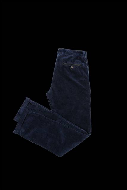 Weber + Weber_HW17_Chinos velvet_EUR 279.jpg