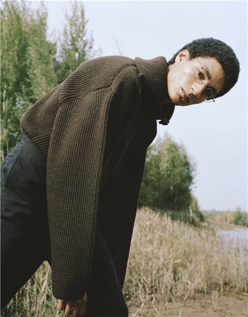 VIU_THE WIRE COLLECTION_c Alina Asmus_7.jpg